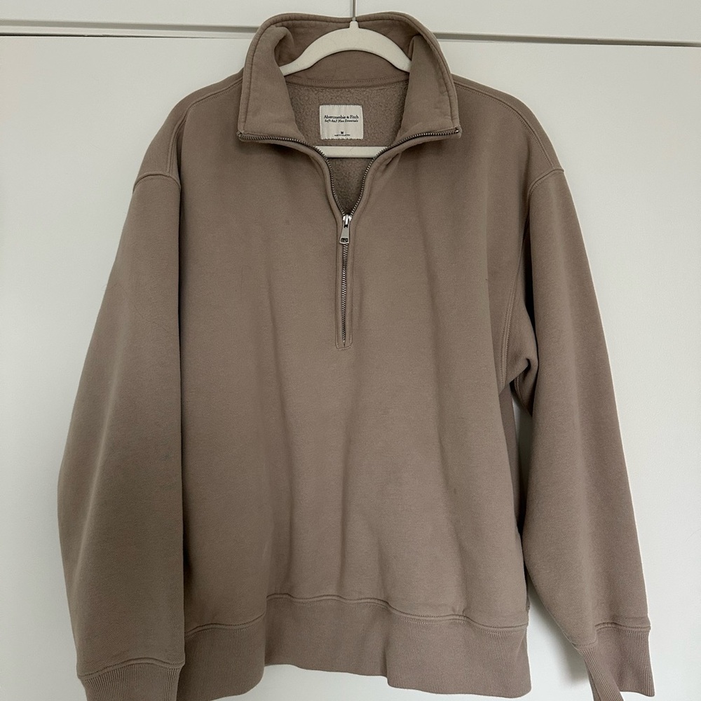 Abercrombie women’s quarter zip sweatshirt